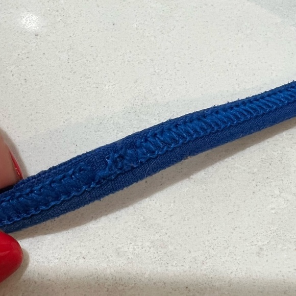 Victoria Sport Blue Mesh Sports Bra - Picture 7 of 8